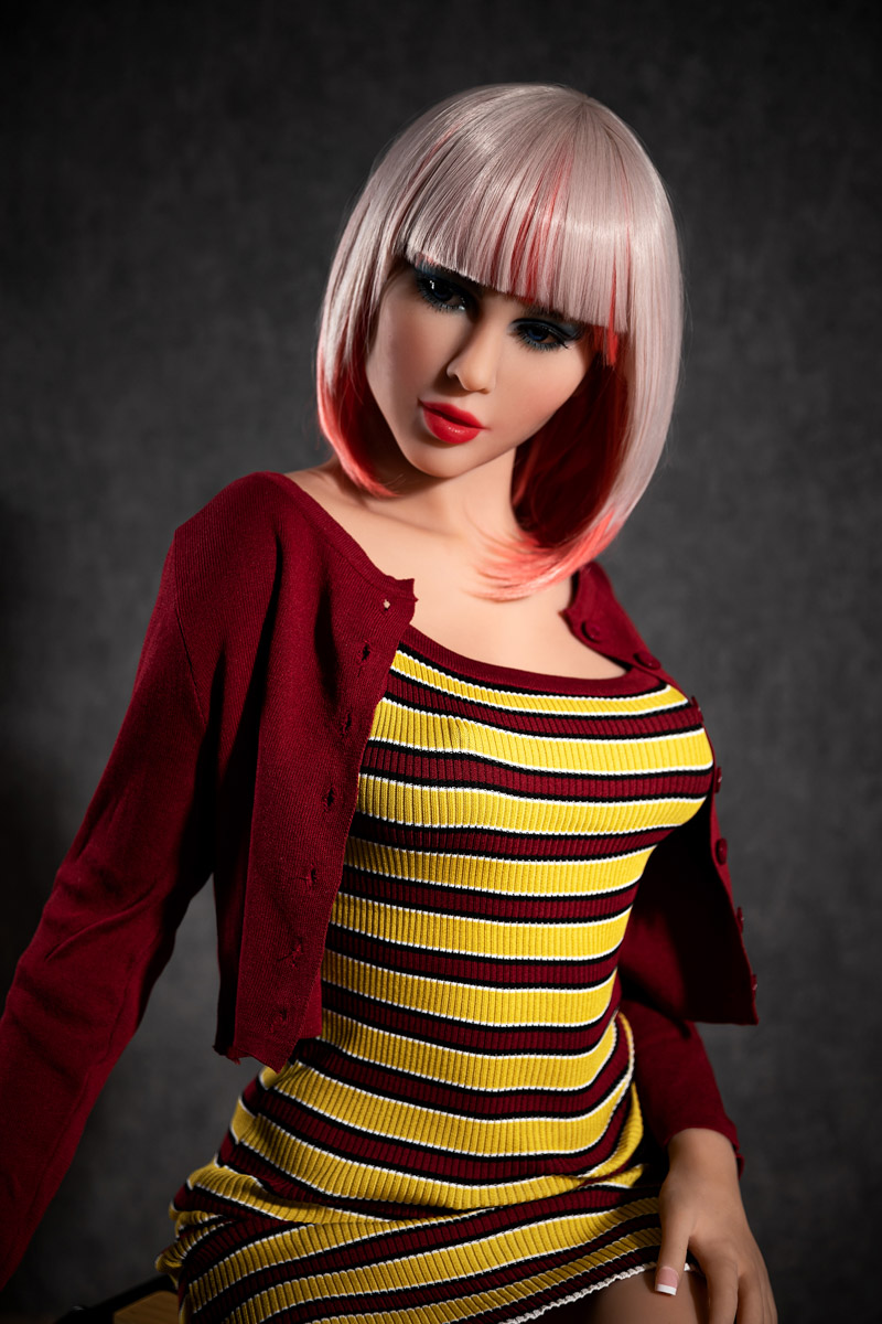 Nora - Fire Doll 166cm C – Bild 3