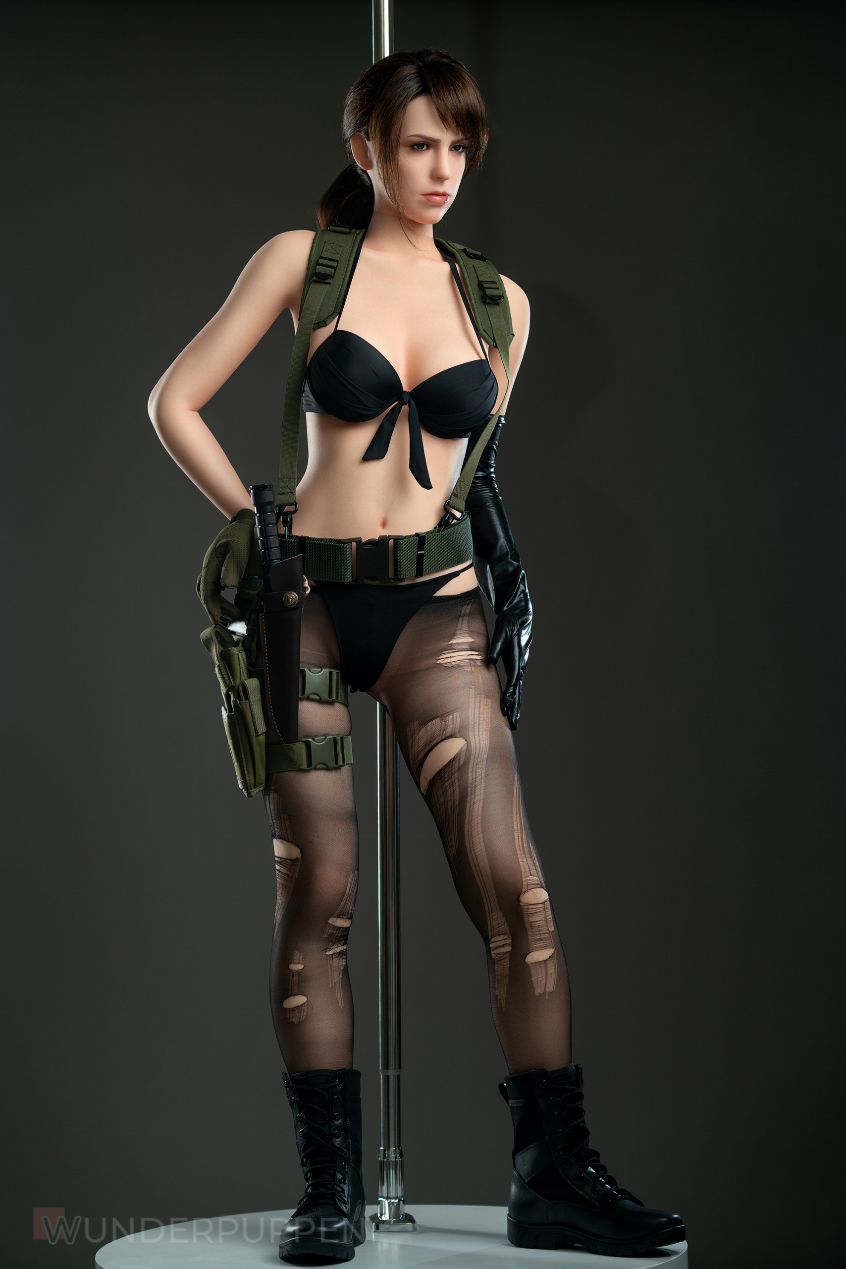 Quiet - Game Lady 168cm – Bild 5