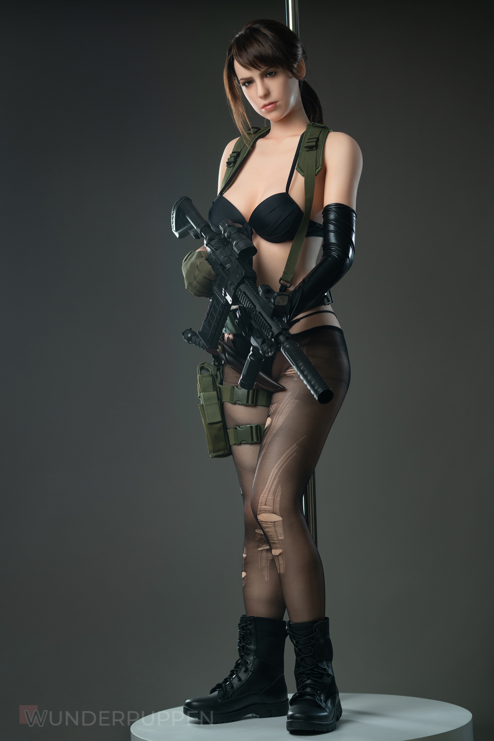 Quiet - Game Lady 168cm – Bild 3
