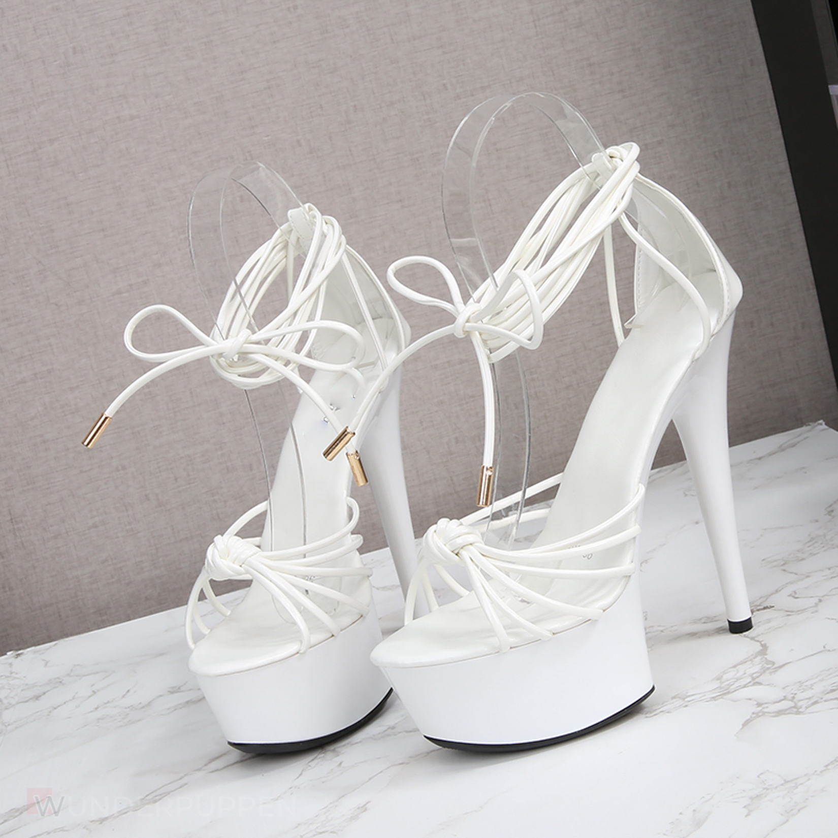 High Heels - Weiß geschnürt