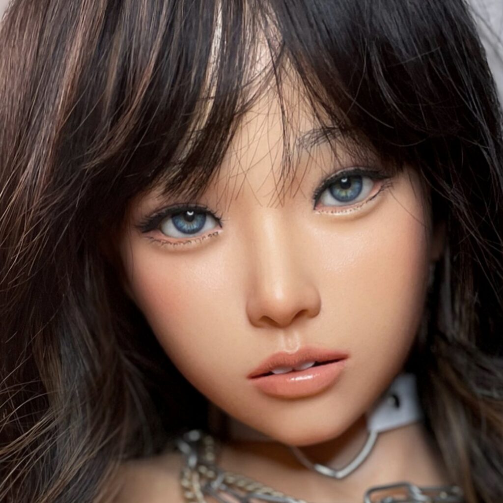 Mia (beweglicher Kiefer)