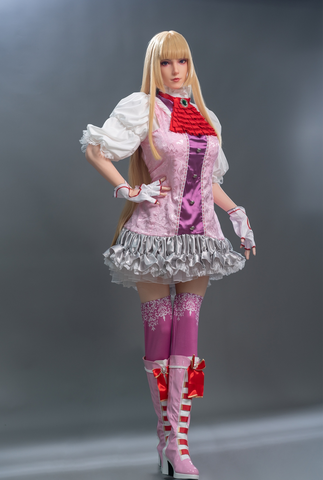 Lili - Game Lady 171cm – Bild 2