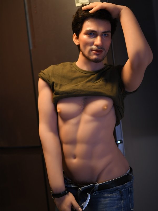 Alexander 14 scaled