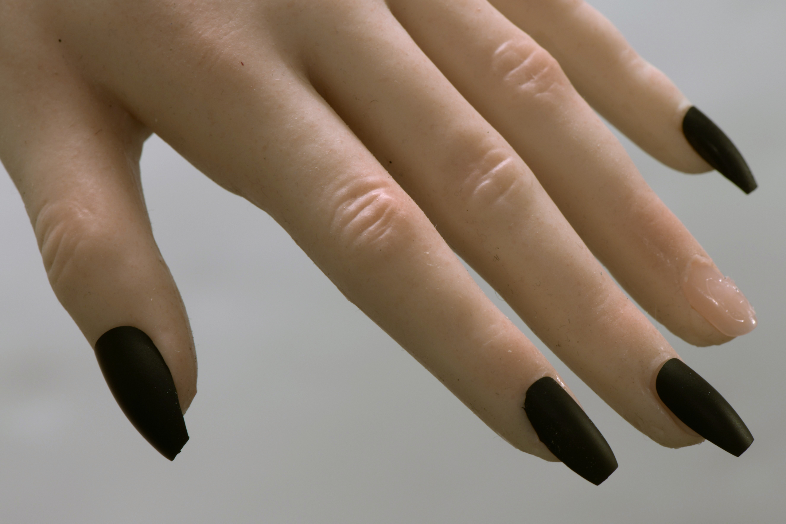 Fingernägel