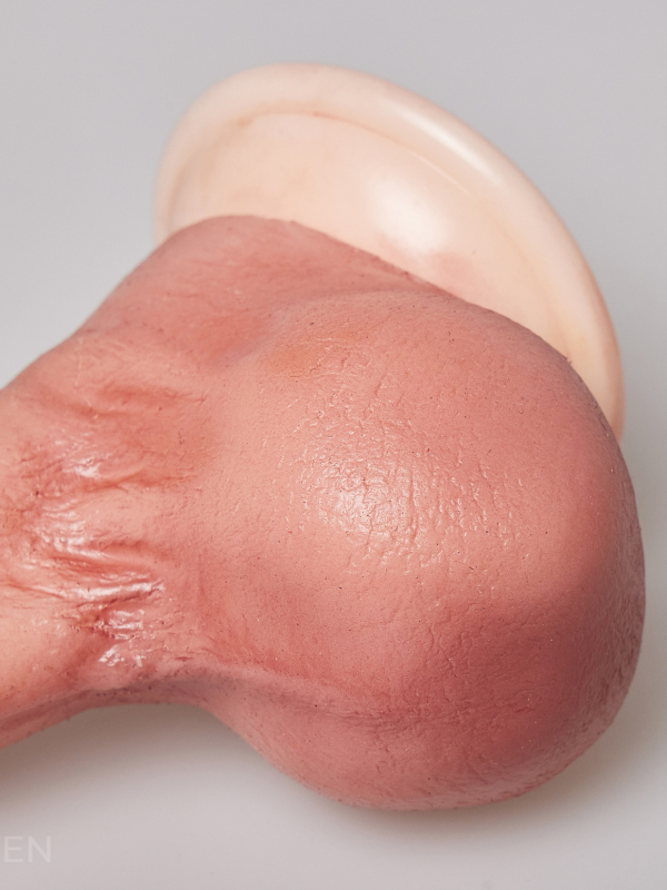 Realistischer Dildo - 16cm leicht gewölbt – Bild 7