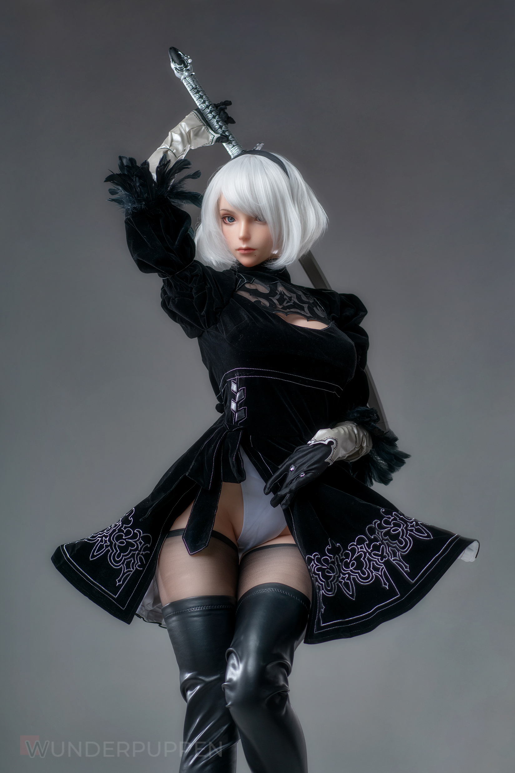 2B - Game Lady 171cm – Bild 2